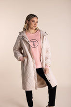 Load image into Gallery viewer, Two T&#39;s Hooded Puffer Jacket
