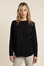 Load image into Gallery viewer, Two T&#39;s Long Sleeve Crew Tee in Black
