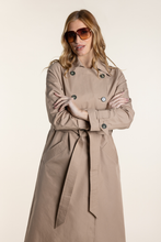 Load image into Gallery viewer, Two T&#39;s Trench Coat in Camel
