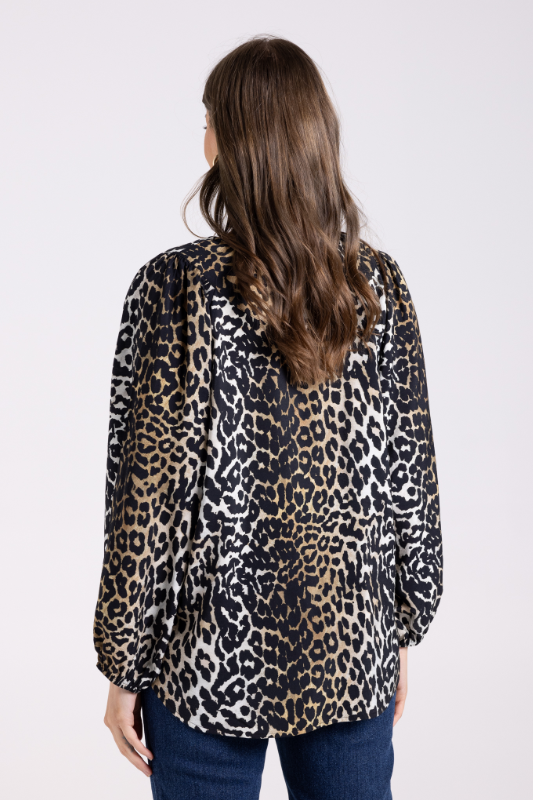 Two T's Animal Print Top 3/4 Sleeve