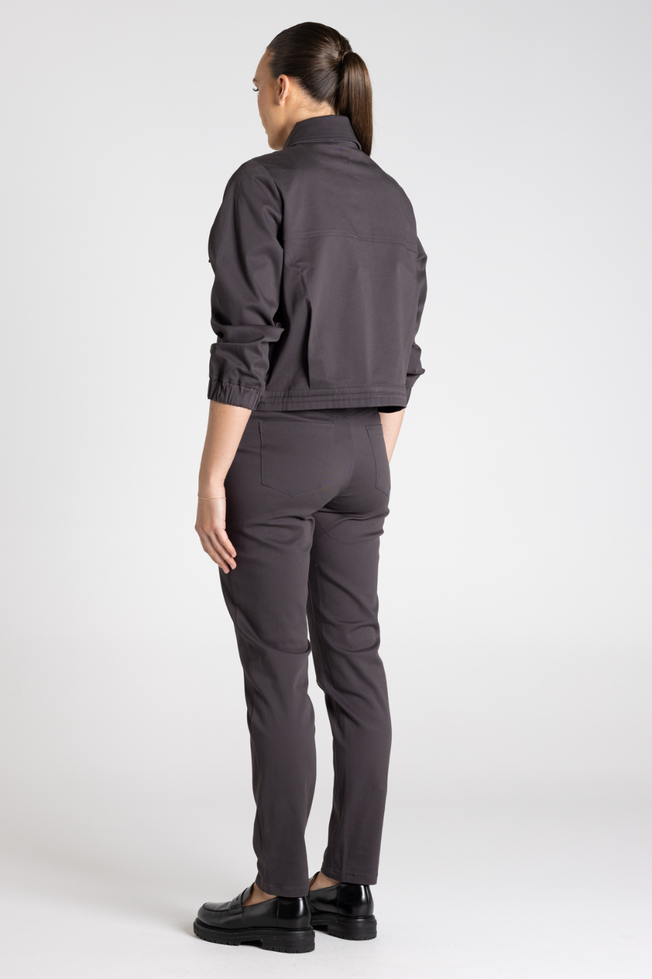 Two T's Chino Pant in Slate