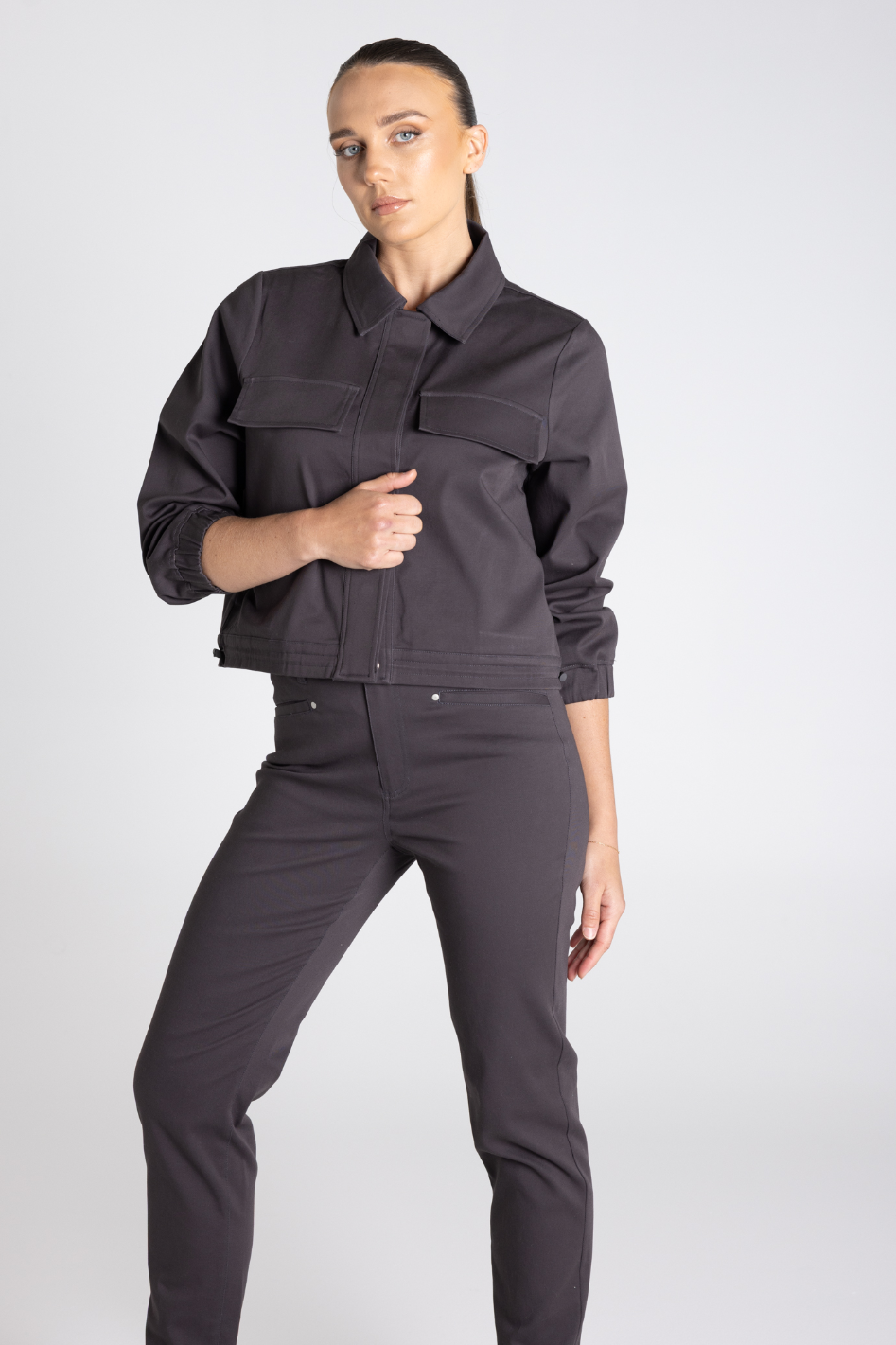 Two T's Chino Pant in Slate