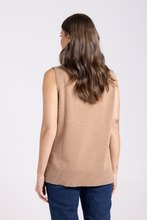 Load image into Gallery viewer, Two T&#39;s Merino/Cotton Knit Vest | Camel
