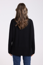 Load image into Gallery viewer, Two T&#39;s Merino Mock Neck Knit | Black

