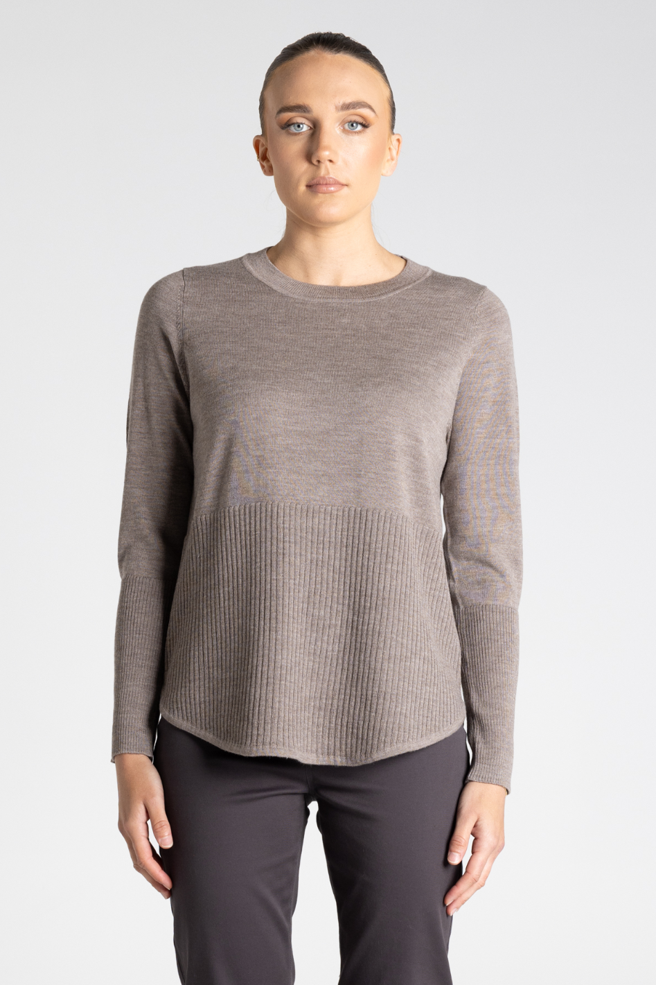 Two T's Merino Scoop Rib Hem Knit in Buff
