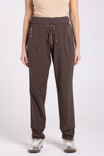 Load image into Gallery viewer, Two T&#39;s Ponte Panelled Pant | Espresso
