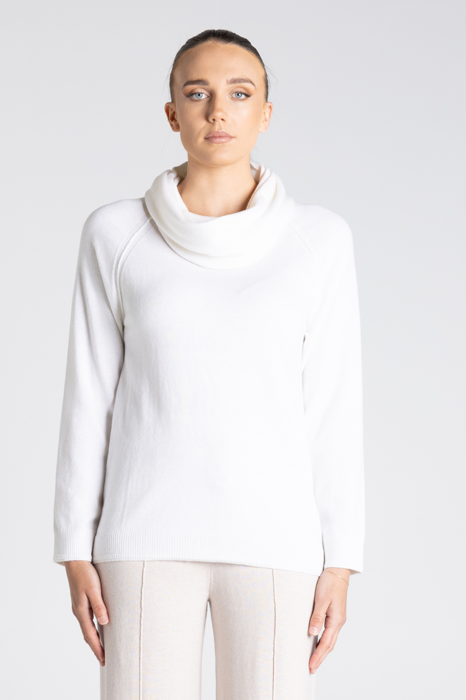 Two T's Merino/Cotton Knit Snood in Ivory