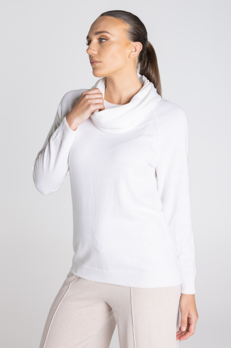 Two T's Merino/Cotton Knit Snood in Ivory