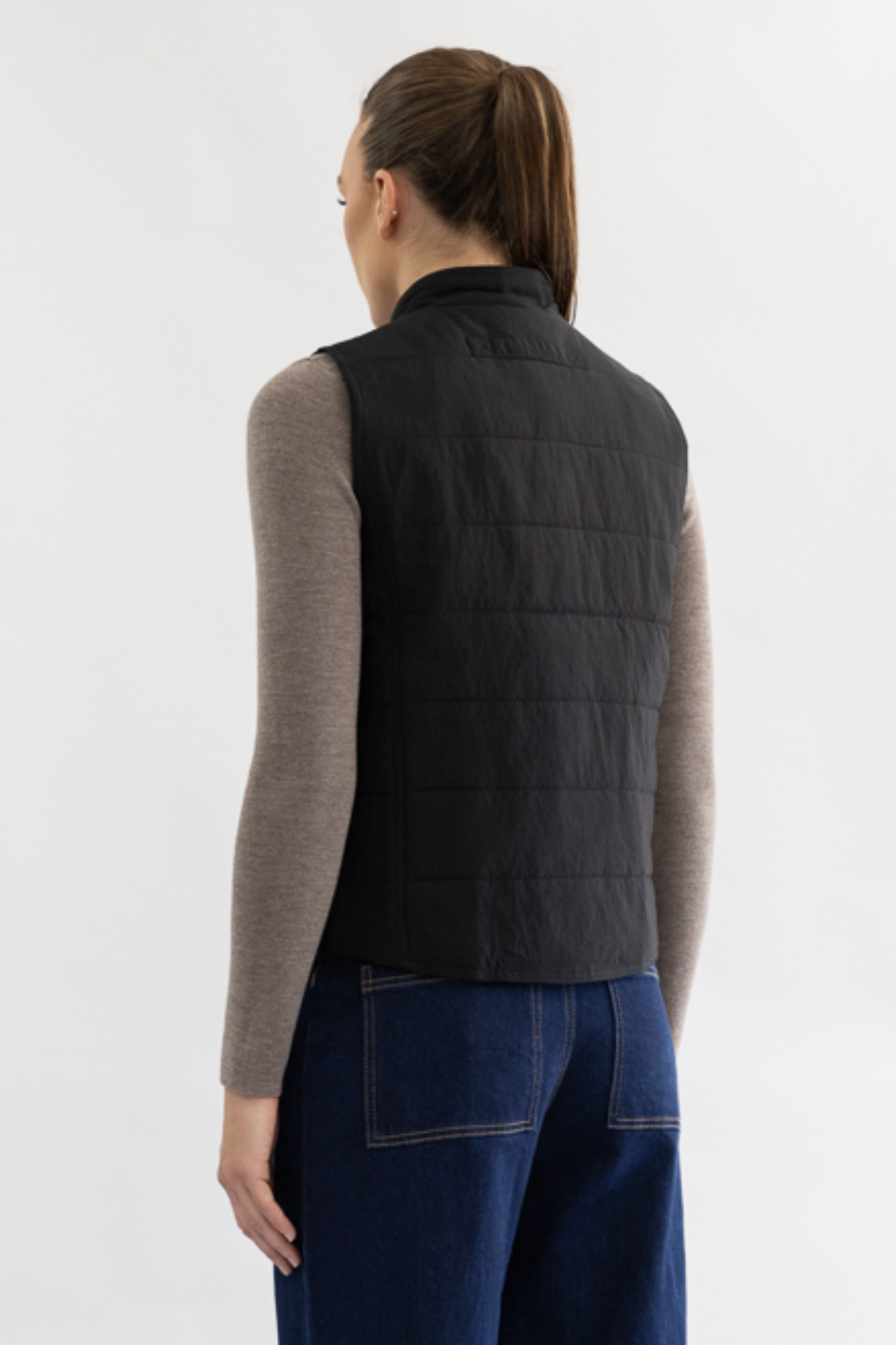 Two T's Spray Puffer Vest in Black