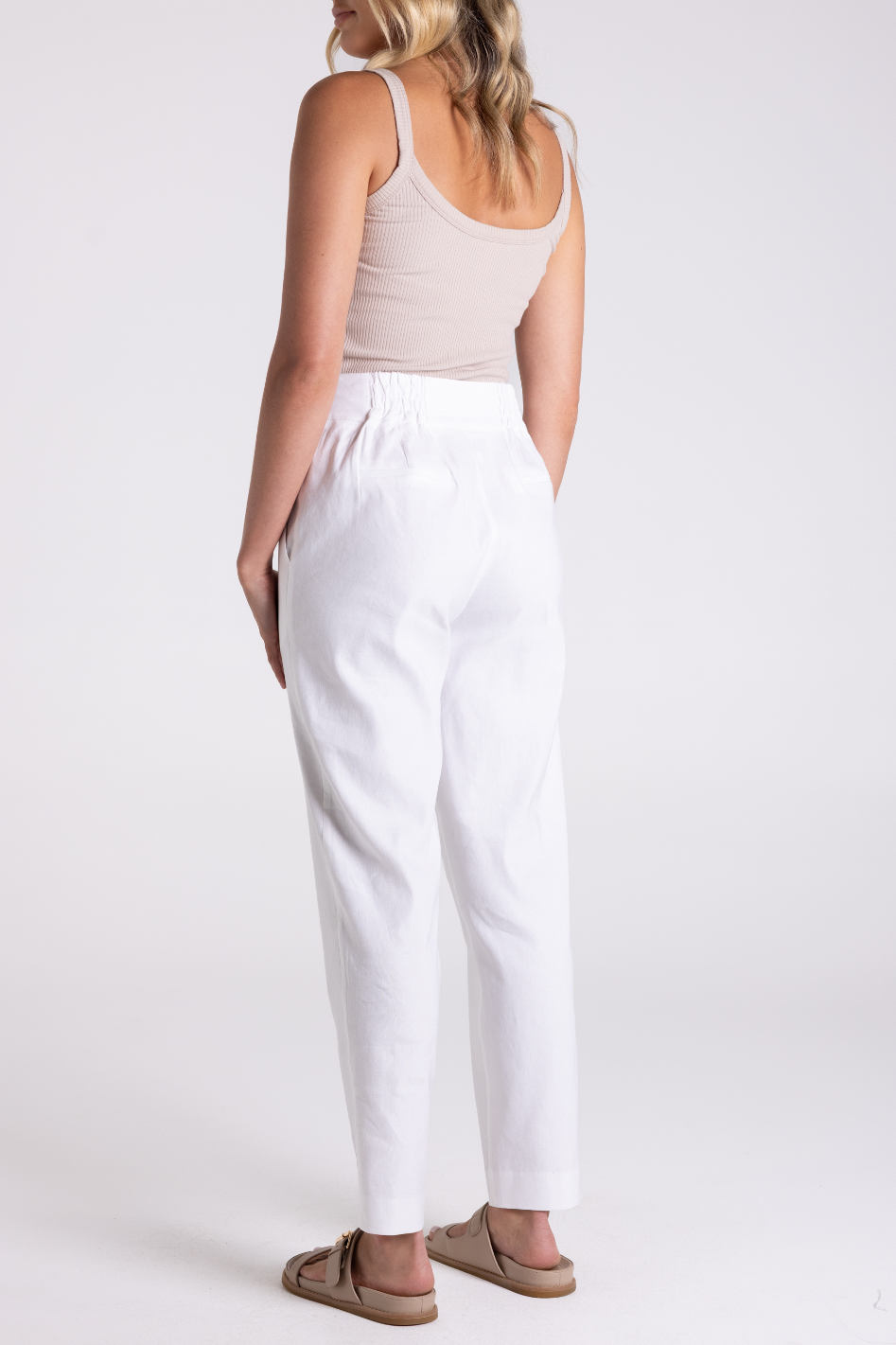 Two T's Linen Viscose 7/8 Pant in White