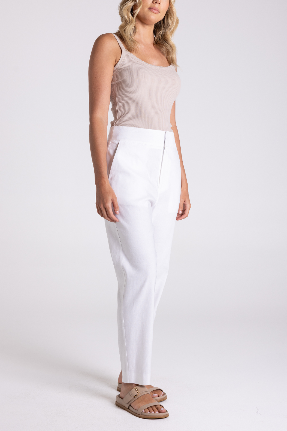 Two T's Linen Viscose 7/8 Pant in White
