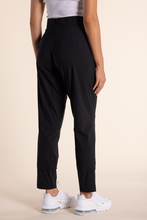 Load image into Gallery viewer, Two T&#39;s Panelled Jogger Pant in Black
