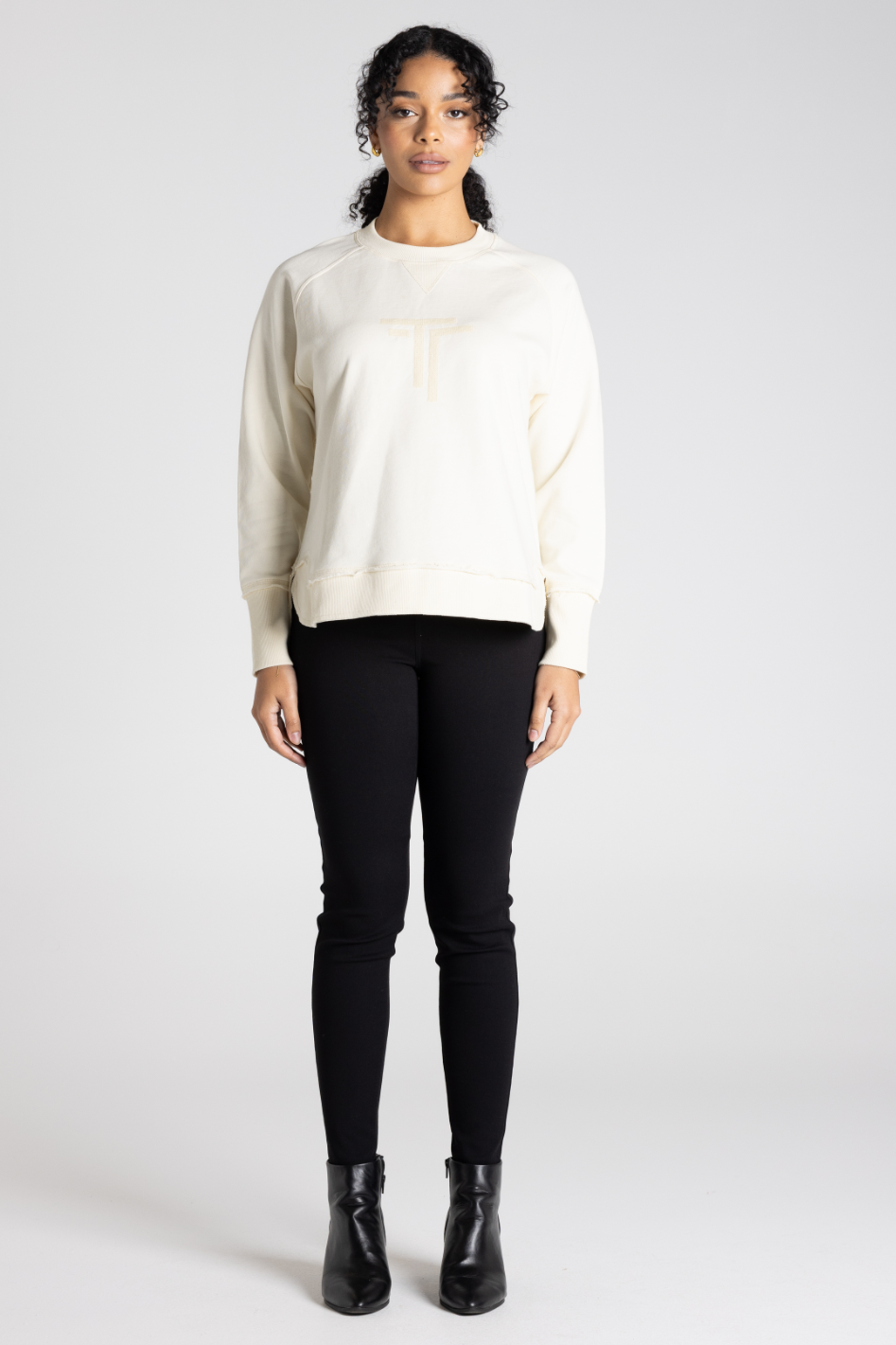 Two T's Raw Edge Sweat with Logo Sequin | Ivory | 3342