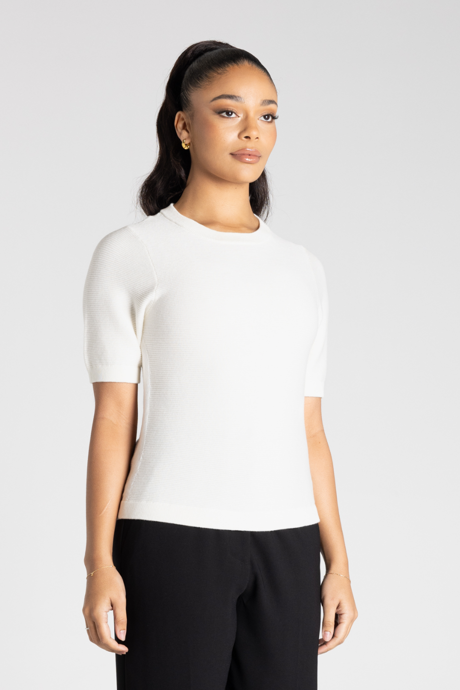 Two T's Short Sleeve Knit Crew | Ivory | 3301