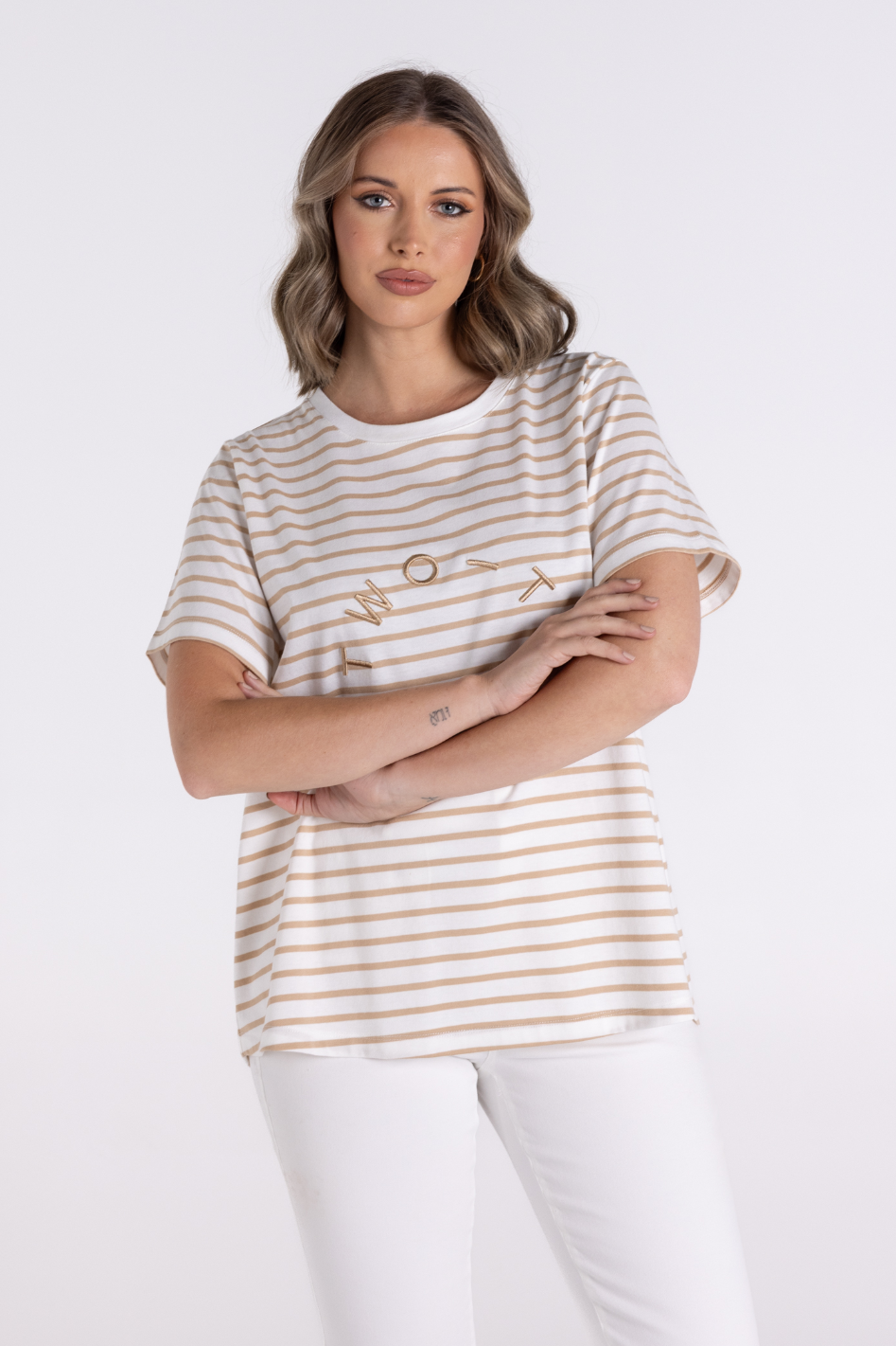 Two T's Stripe Short Sleeve Crew T-Shirt in Sand/White