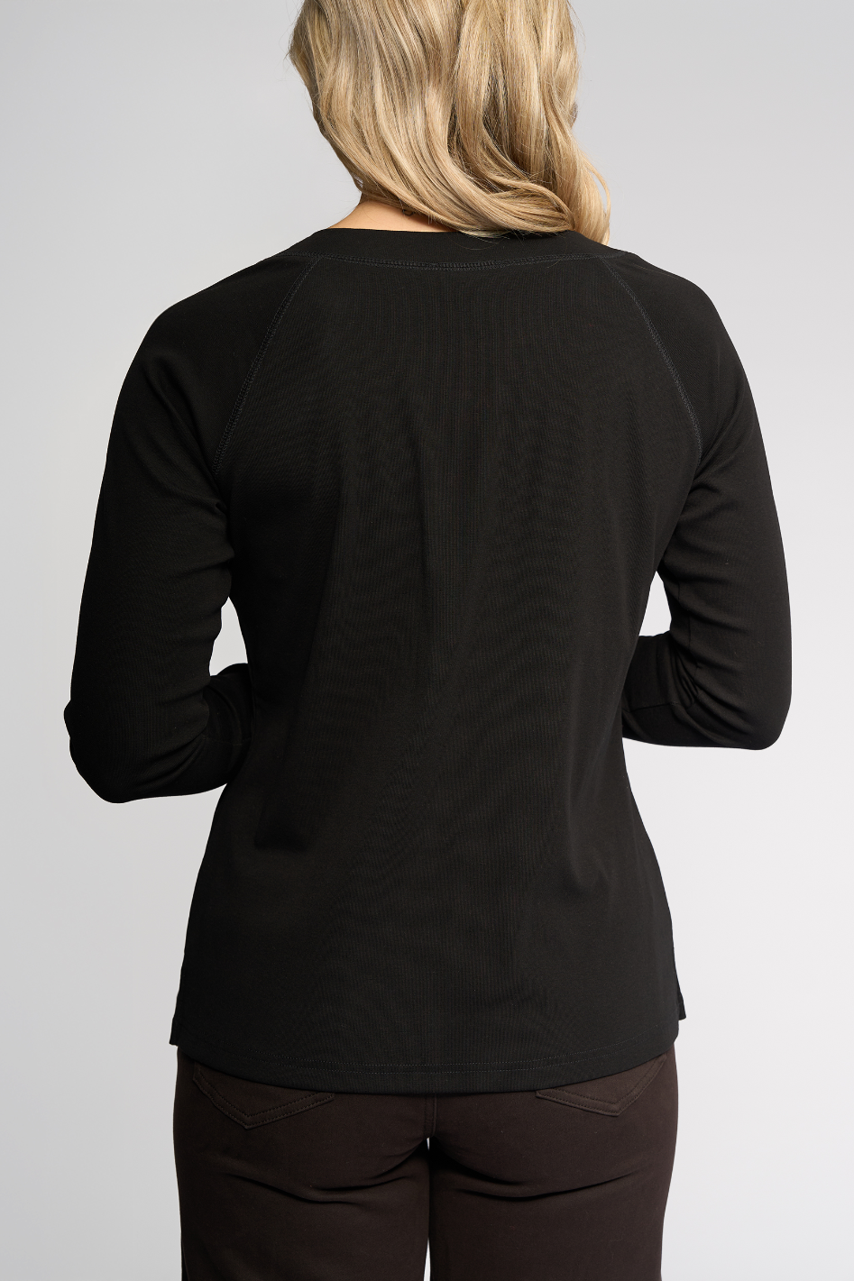 Vassalli Key Top in Black