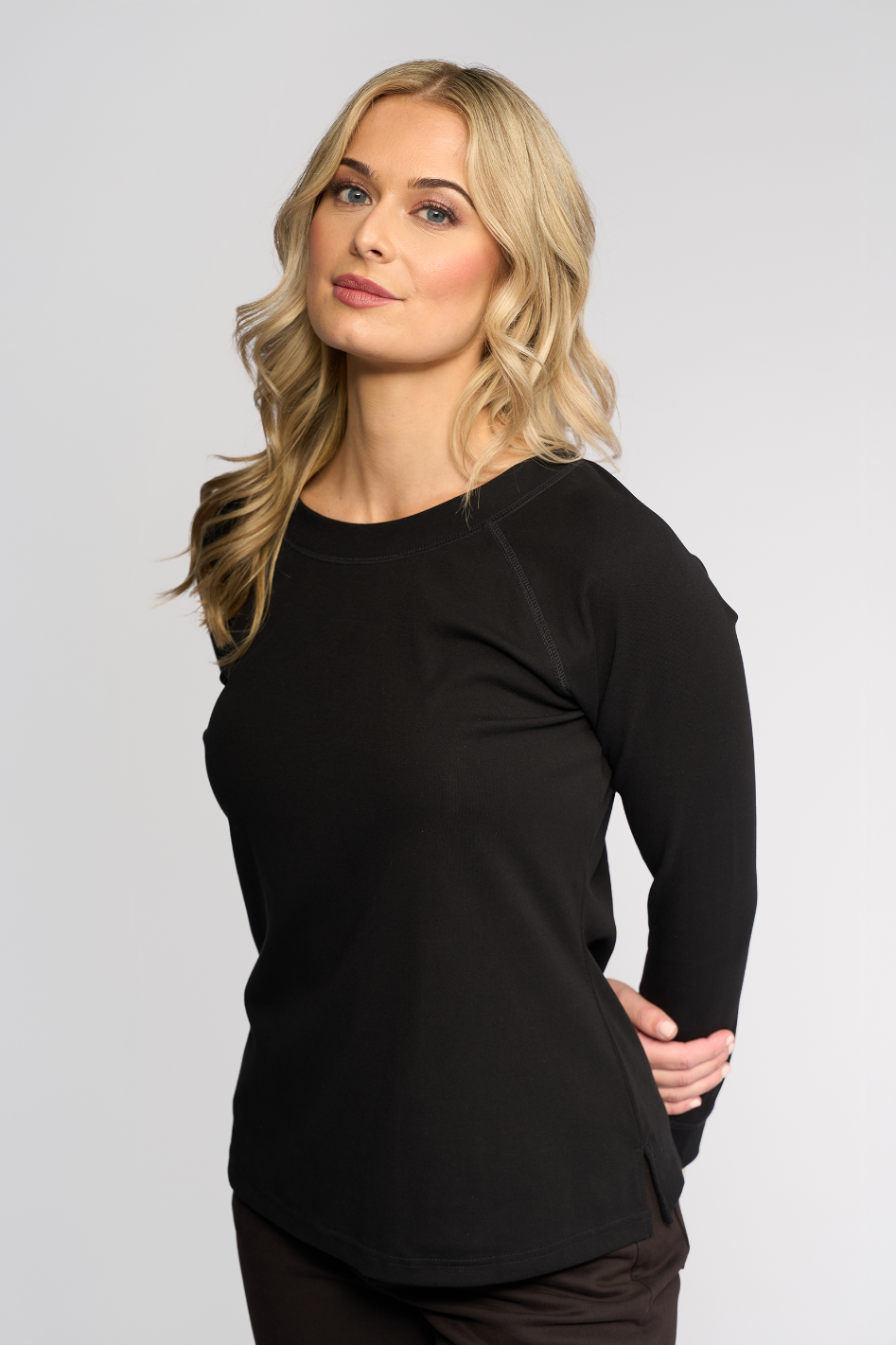 Vassalli Key Top in Black