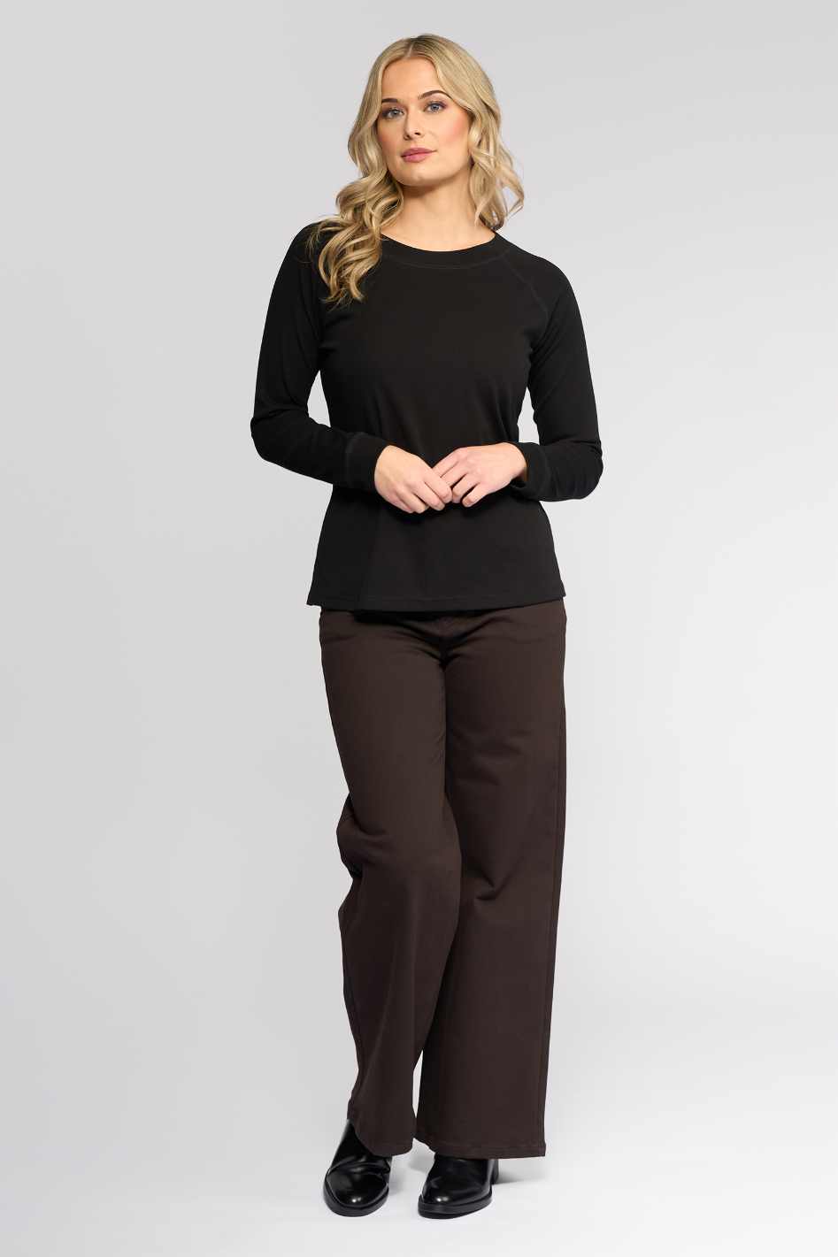 Vassalli Key Top in Black