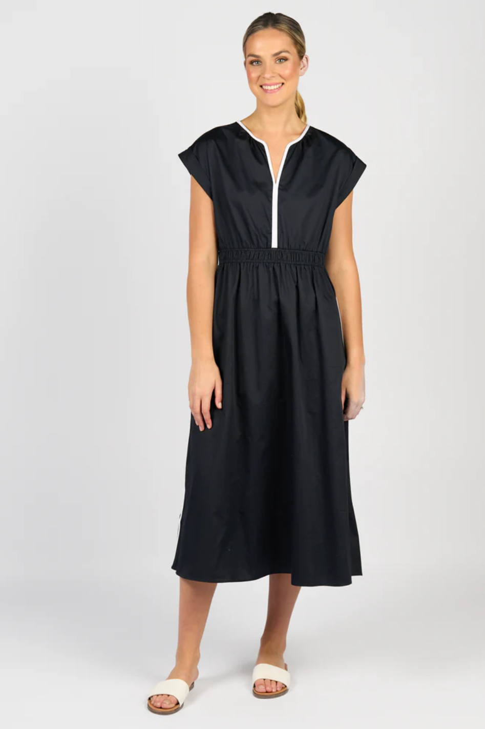 Vassalli V Neck Shirred Waist Dress with Contrast Trim in Ink/White