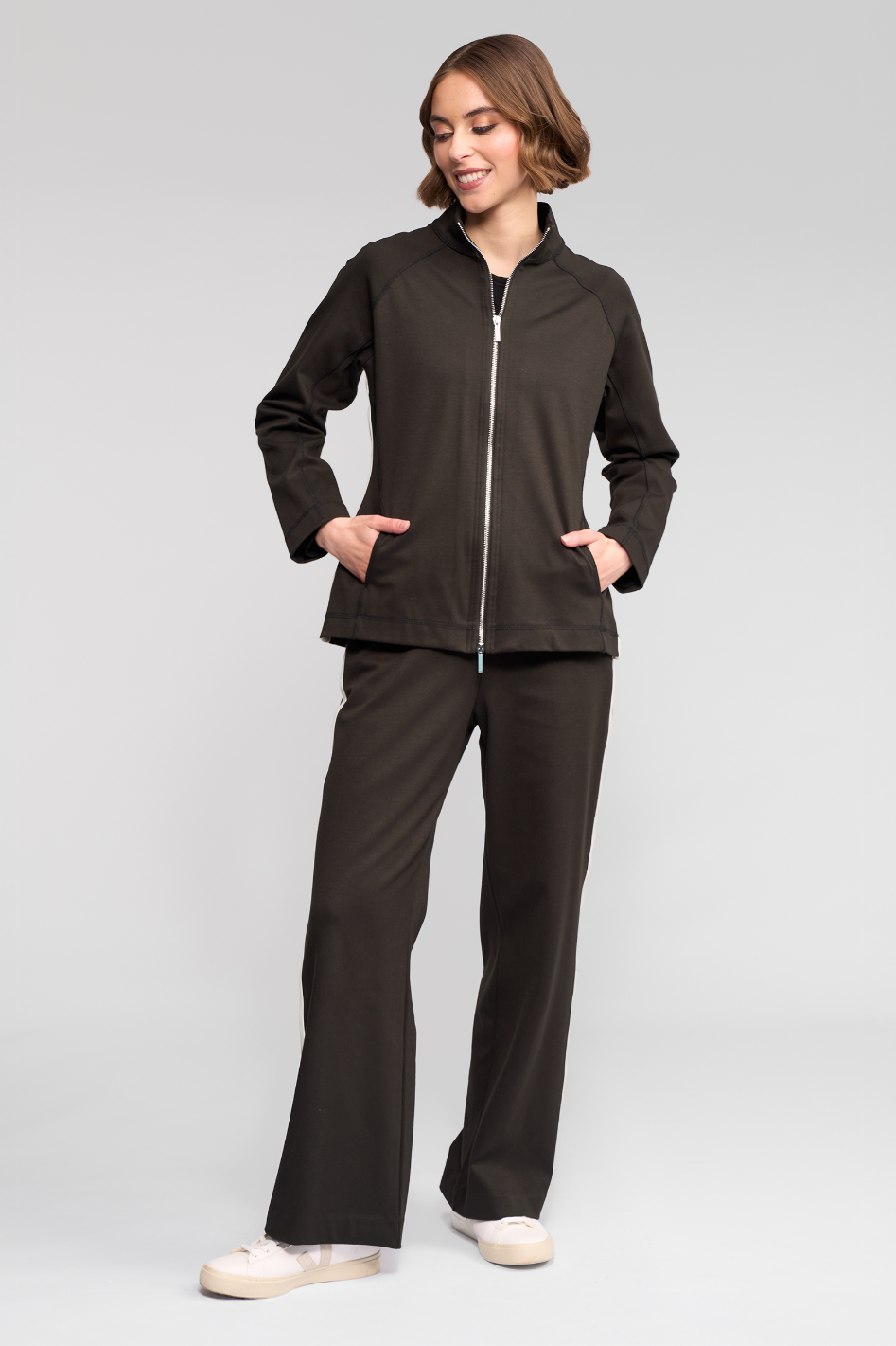 Vassalli Weekend Knit Pant | Wide Leg | Dark Hunter | 5006