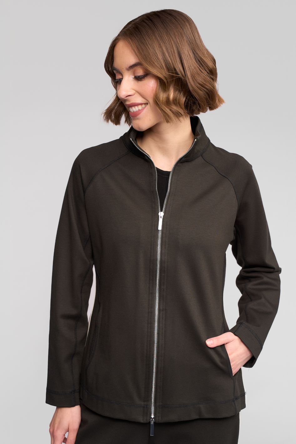 Vassalli Weekend Zip Up Jacket in Dark Hunter