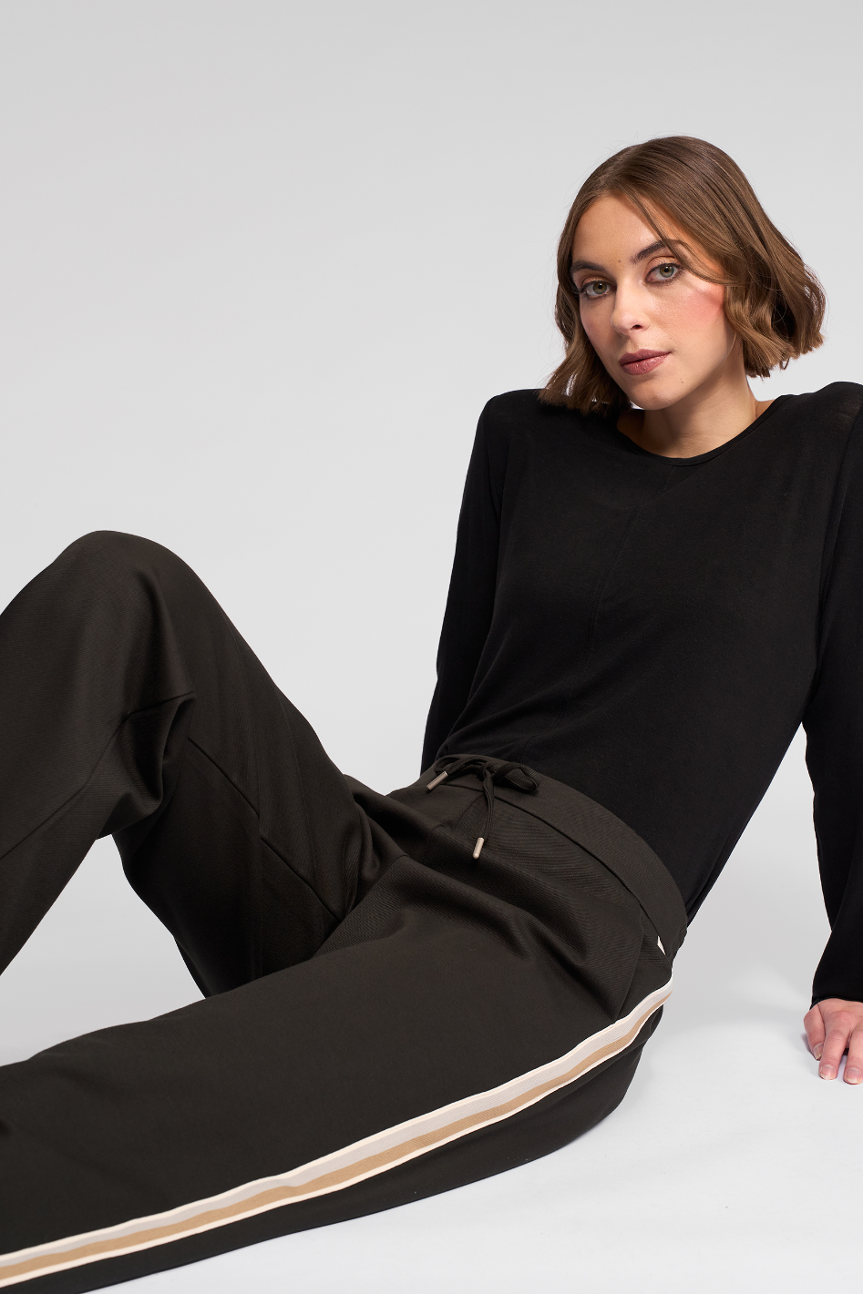 Vassalli Weekend Knit Pant | Wide Leg | Dark Hunter | 5006