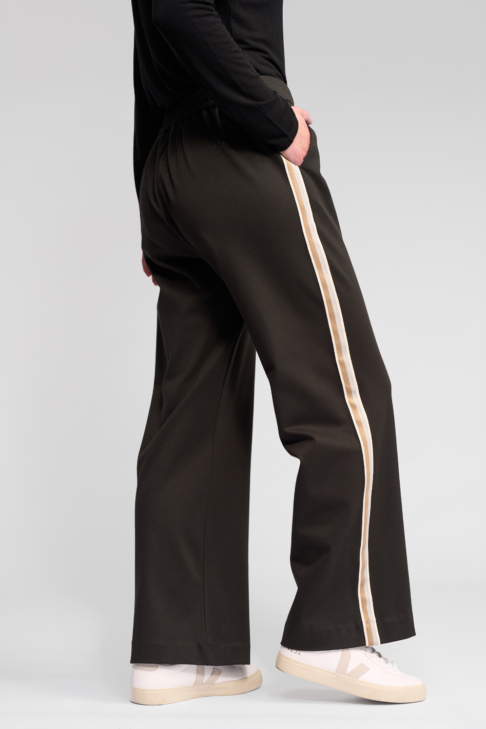 Vassalli Weekend Knit Pant | Wide Leg | Dark Hunter | 5006