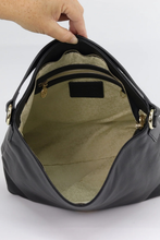 Load image into Gallery viewer, Willow and Zac Amber Hobo Bag in Black
