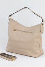 Load image into Gallery viewer, Willow and Zac Amber Hobo Bag in Nude
