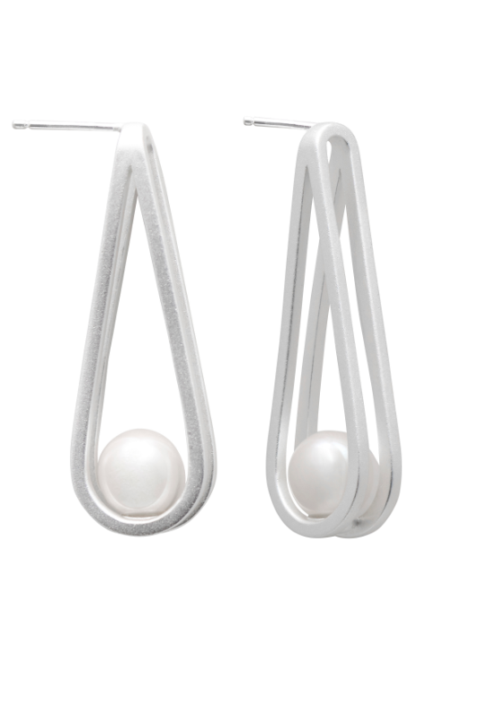 Yisu Design | Balance Earring | Silver
