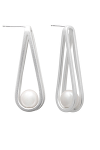 Yisu Design | Balance Earring | Silver