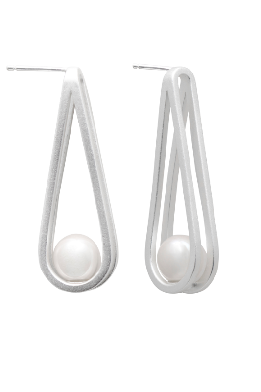 Yisu Design Balance Earring Silver