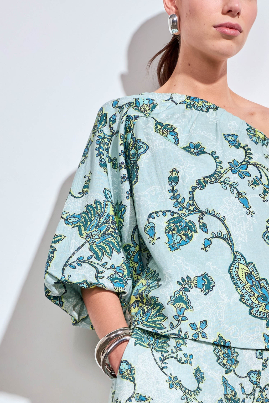 Zoe Kratzmann Pearl Top in Fern Paisley