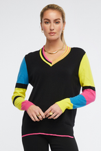 Load image into Gallery viewer, Zaket and Plover Cricket Jumper in Black
