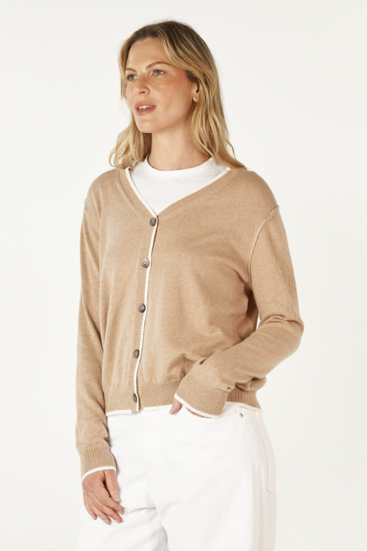 Zaket and Plover Essential V Cardi | Oat