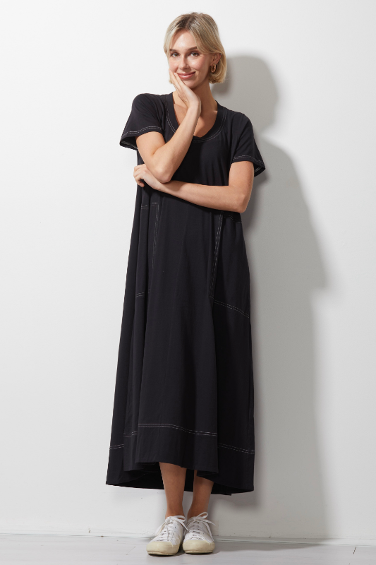 Zaket and Plover T-Shirt Dress in Black