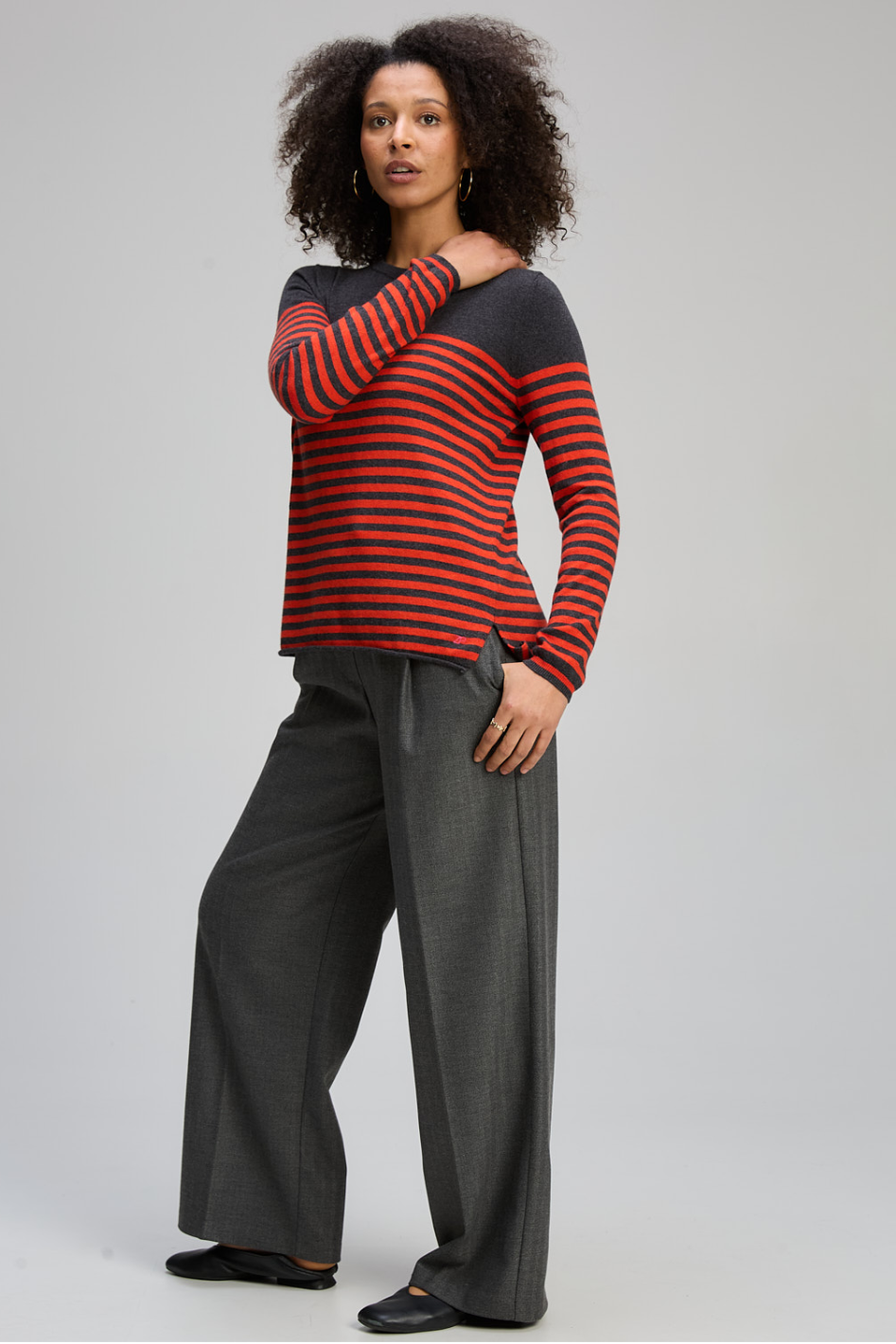 Zaket and Plover Detail Stripe Crew in Charcoal