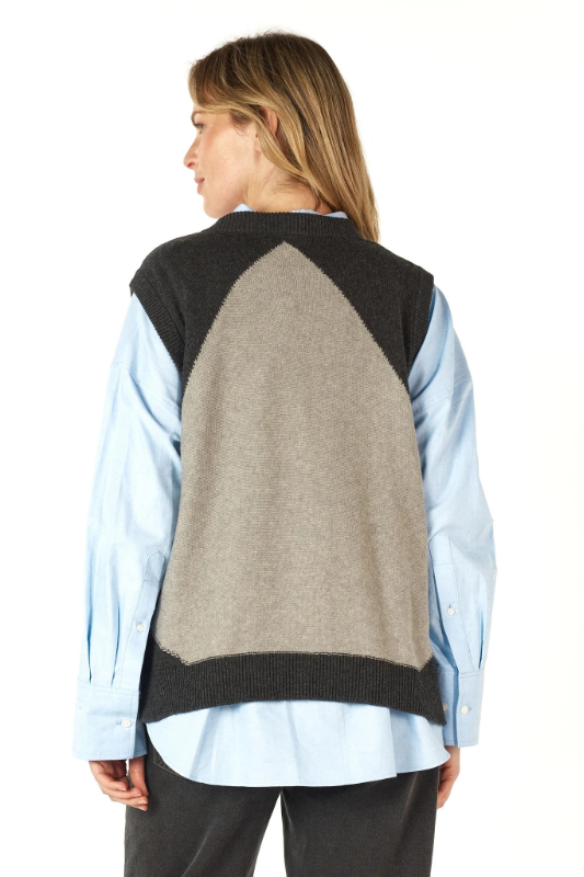 Zaket and Plover Diamond Dapper Vest | Charcoal