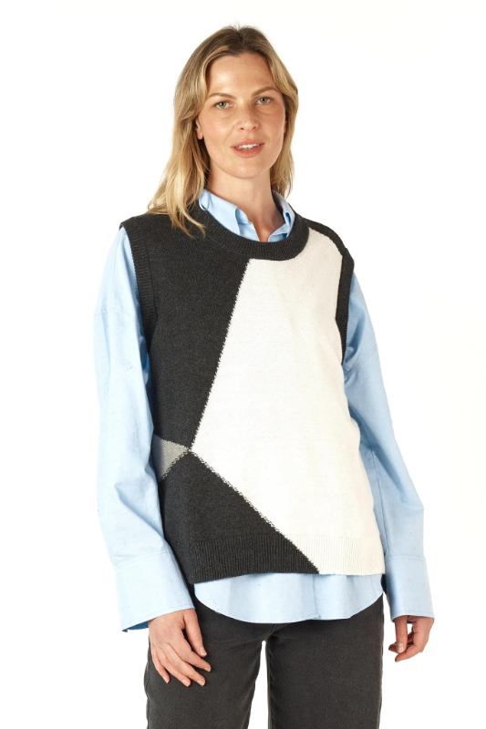 Zaket and Plover Diamond Dapper Vest | Charcoal