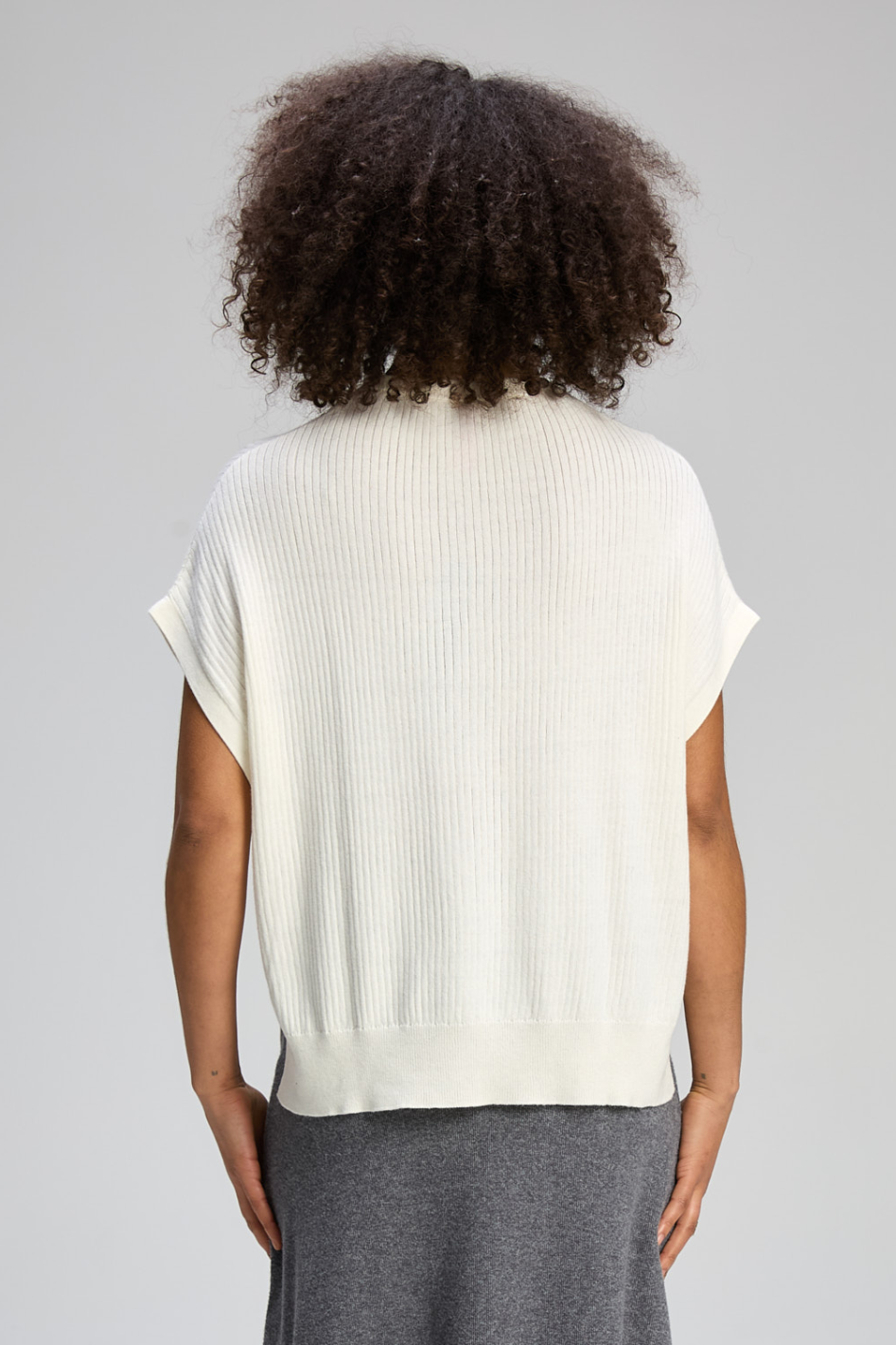 Zaket and Plover Sleeveless Crew Essential | Salt | ZP8144