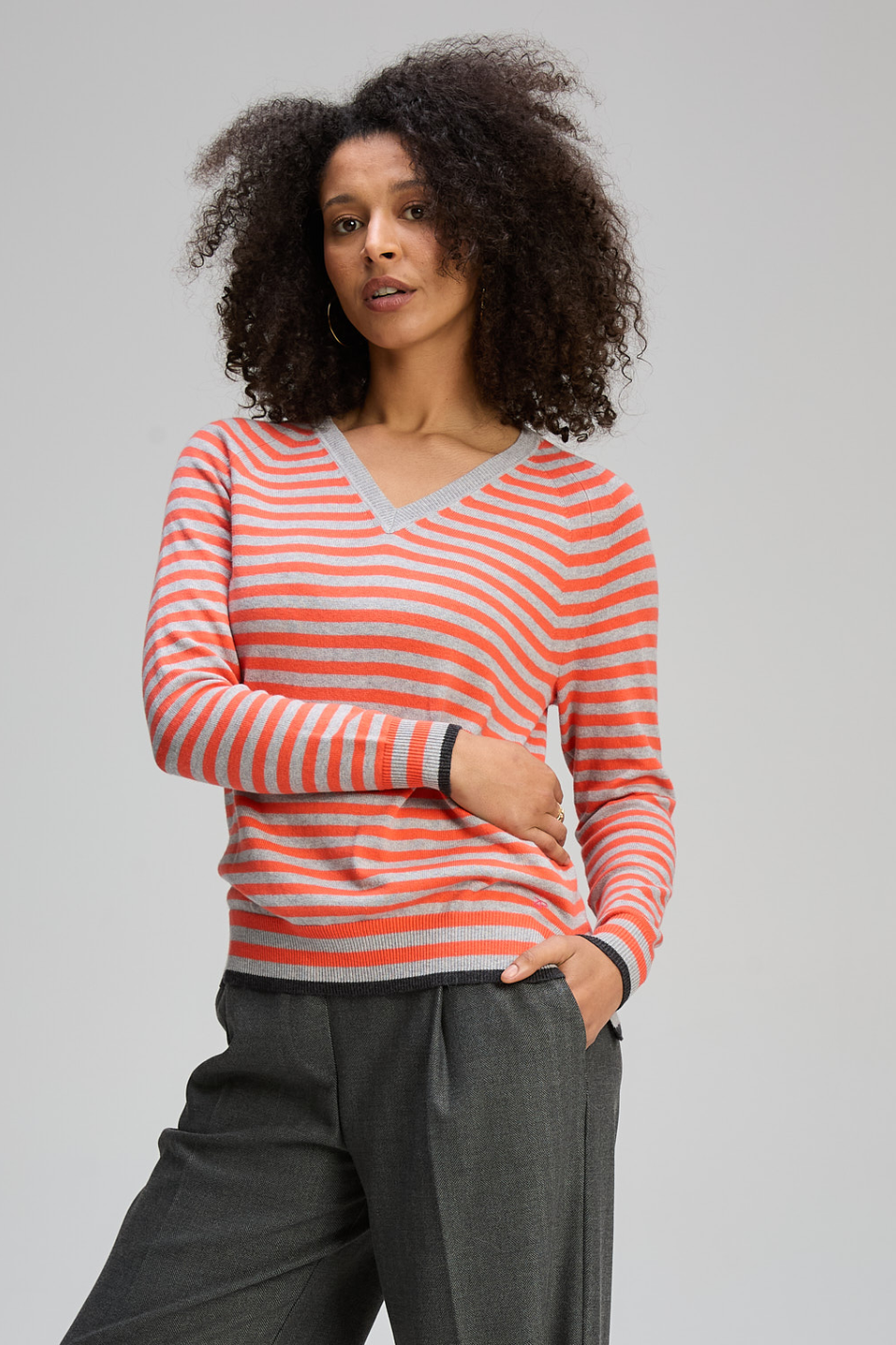 Zaket and Plover Stripe V Essential 