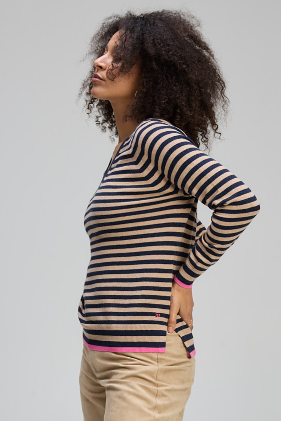 Zaket and Plover Stripe V Essential 