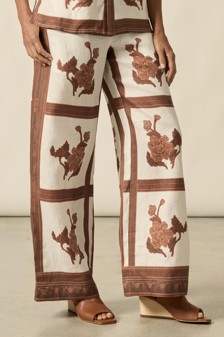 Zoe Kratzmann Gesture Pant | Coffee Collage
