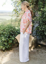 Load image into Gallery viewer, Goondiwindi Cotton Boxy Top Camelia Print
