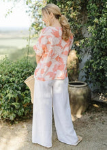 Load image into Gallery viewer, Goondiwindi Cotton Boxy Top Camelia Print
